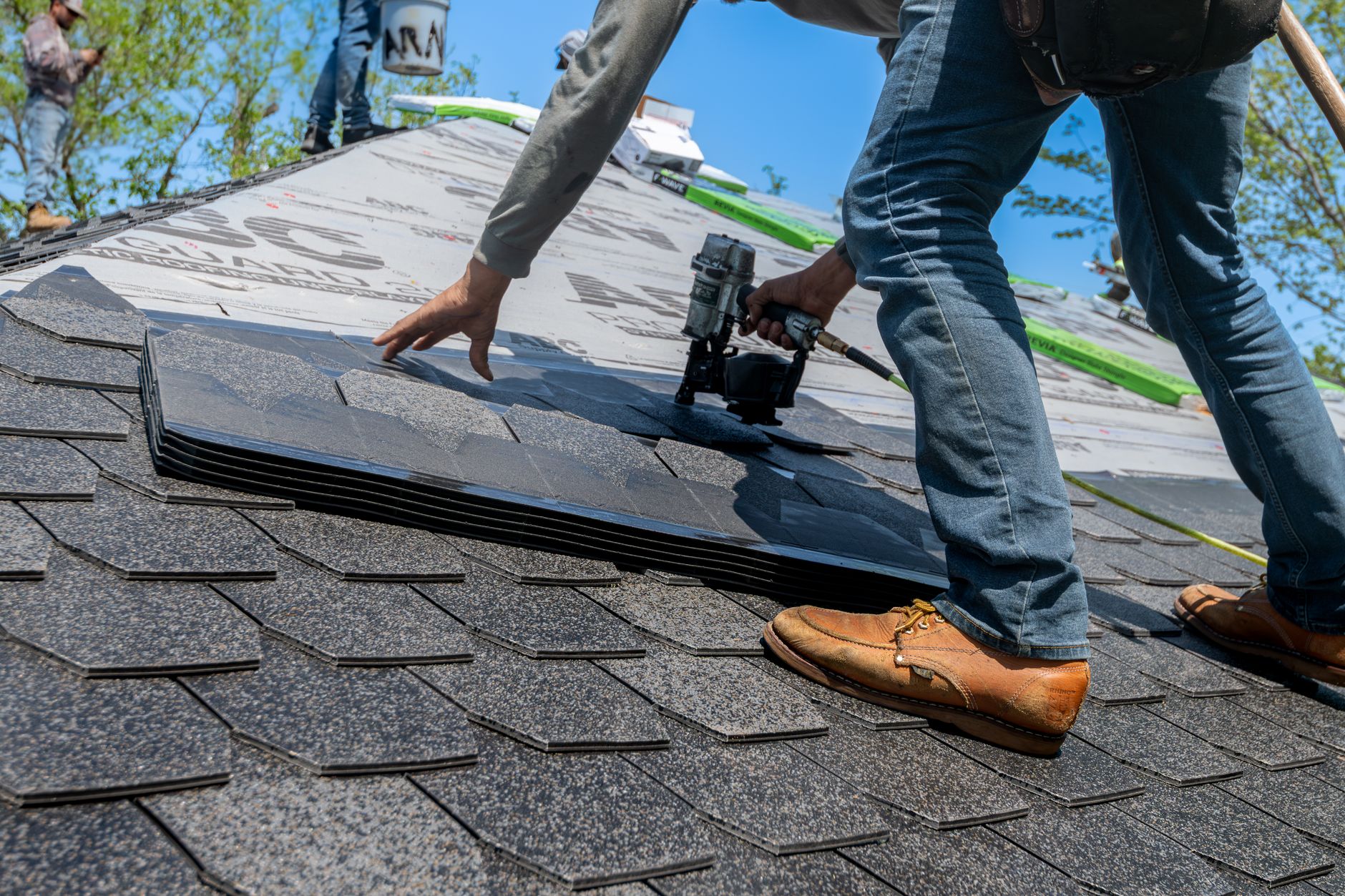 Roof Installation roofing service